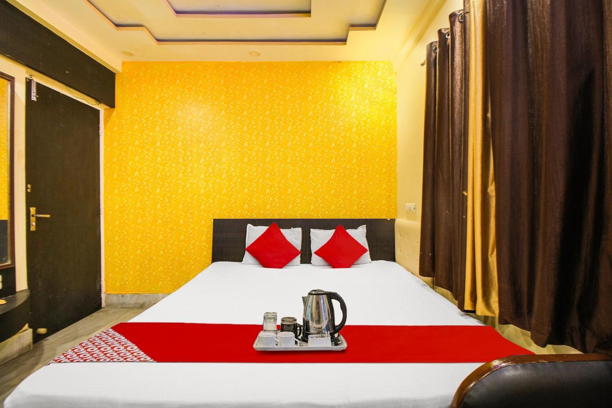 Hotel O Ecopark Guest House Kolkata Exterior photo